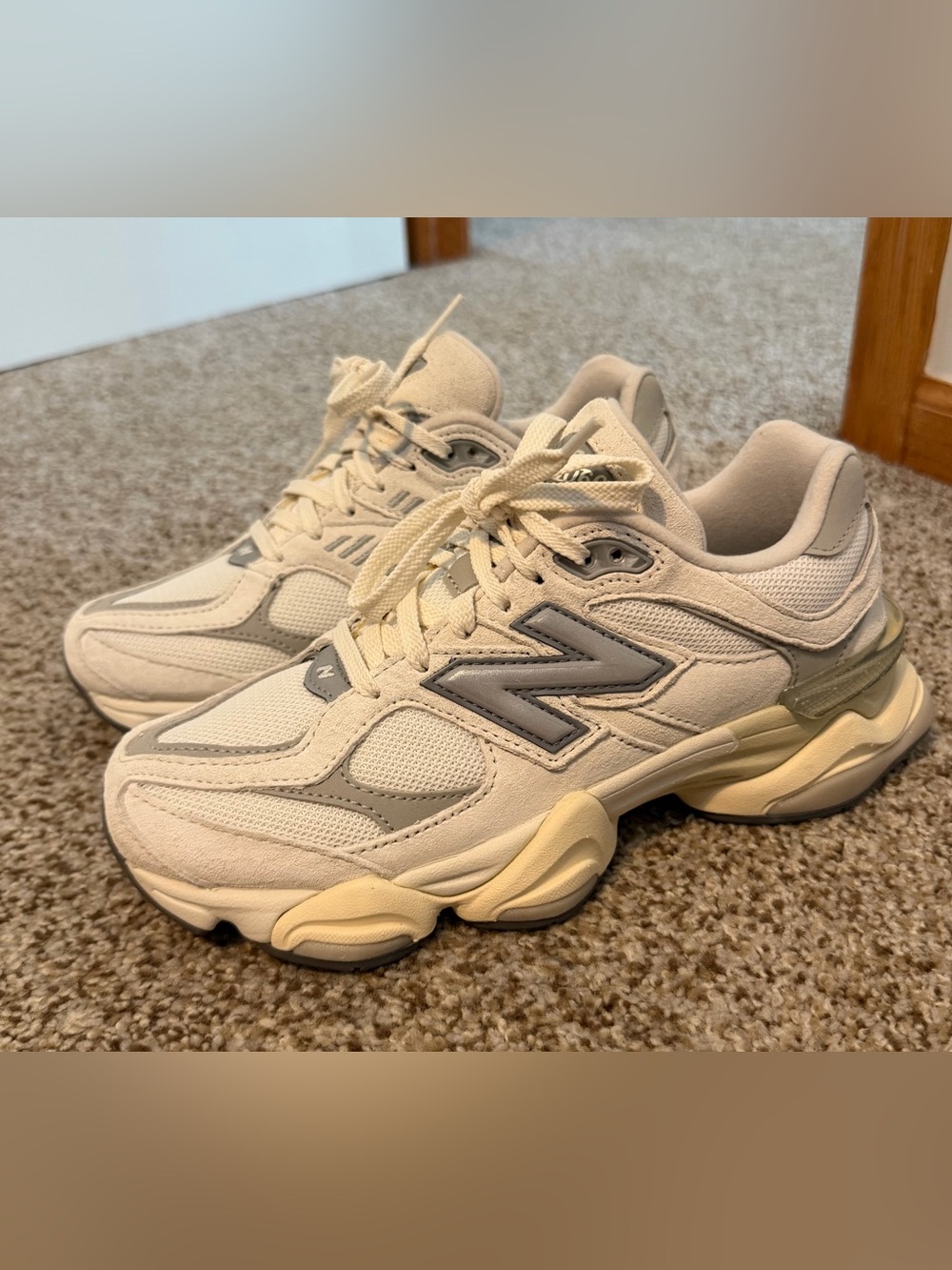 New Balance 9060